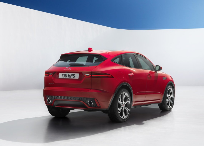 Illustration for article titled 2017 Jaguar E-Pace: Jag Made It Do A Barrel-Roll To Make It Interesting